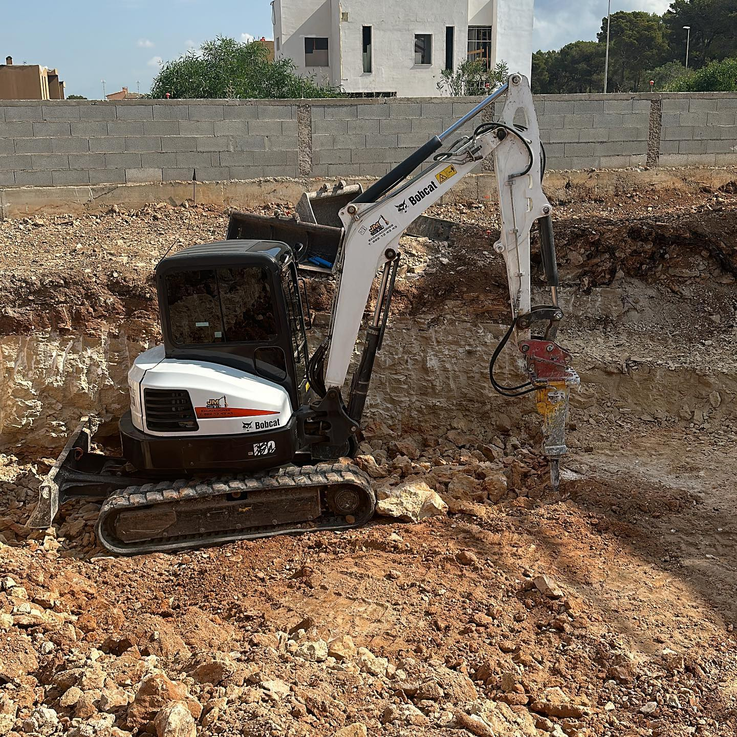 350656992_988343785521089_9209497402306333725_n 1